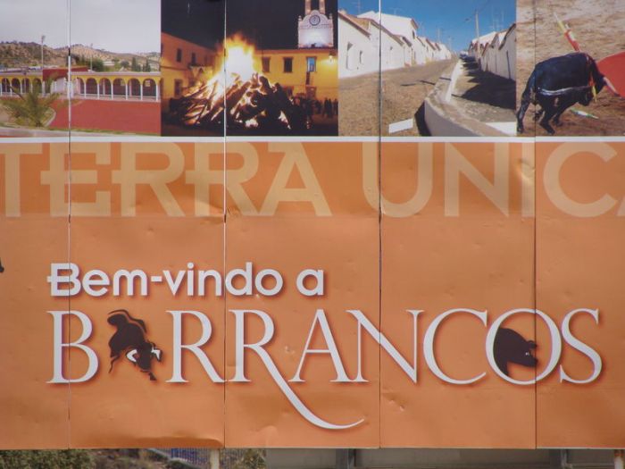 Explica��es Barrancos - Wikimedia Commons